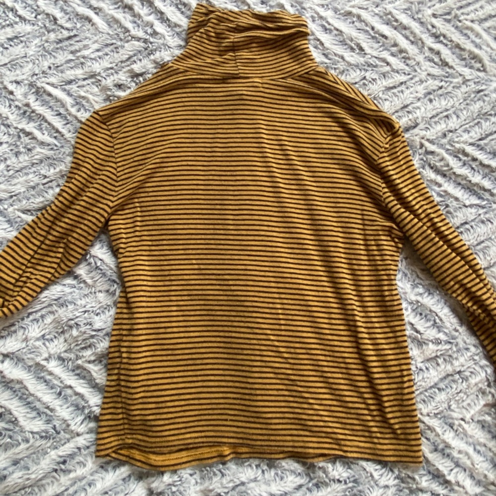 Yellow and Black Turtleneck